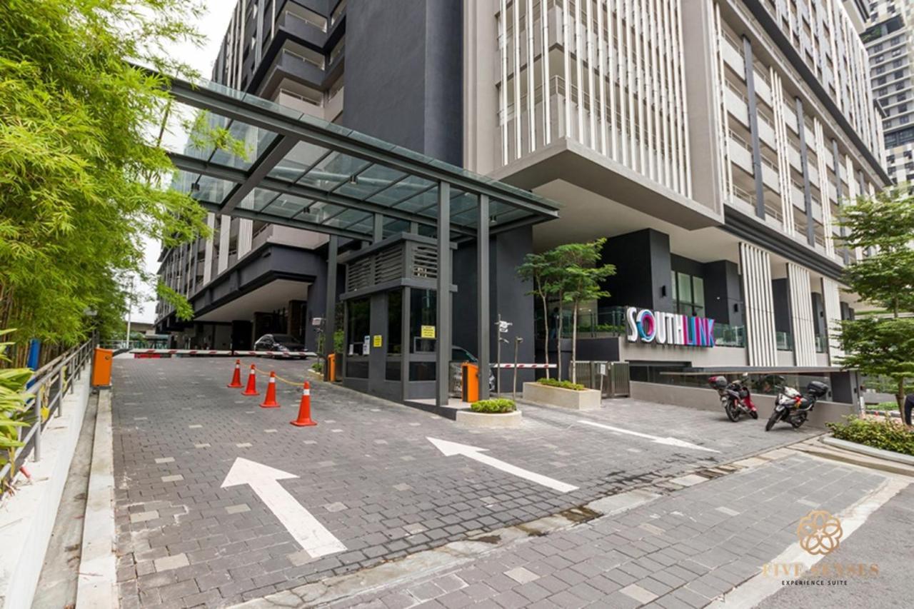 Aparthotel Southlink Bangsar South By Five Senses Kuala Lumpur Exterior foto